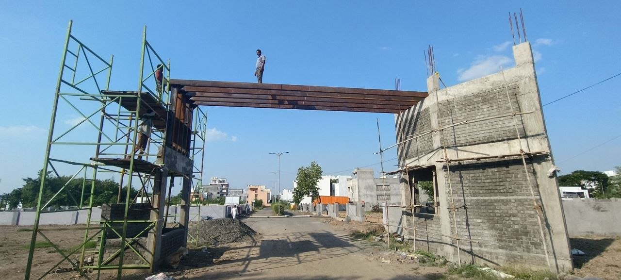 Gate installation work by Heritage Fabrication Solapur